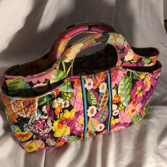 Vera Bradley Quilted, Floral Colorful, fun Purse! - Picture 3 of 9